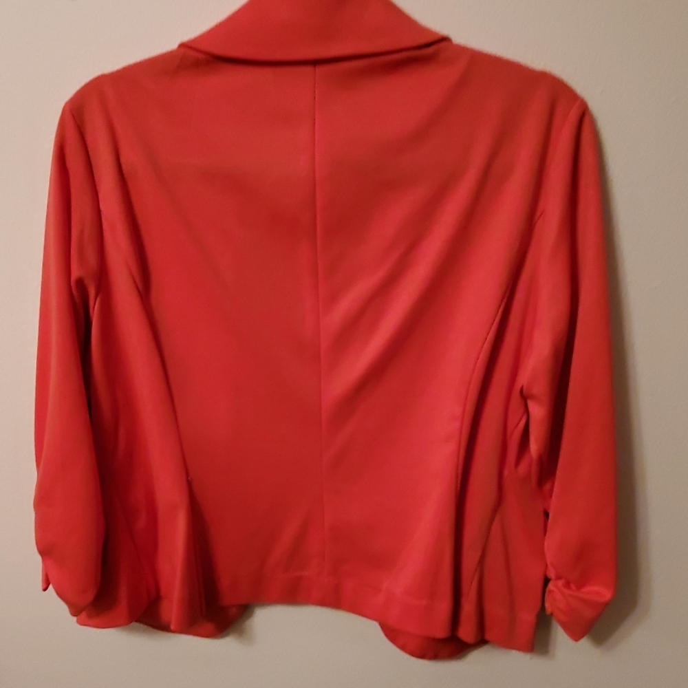Blazer - Picture 2 of 3